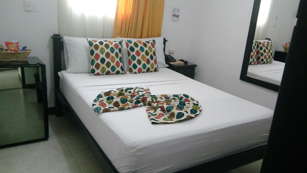 Hotel Colonial Pereira Exteriör bild