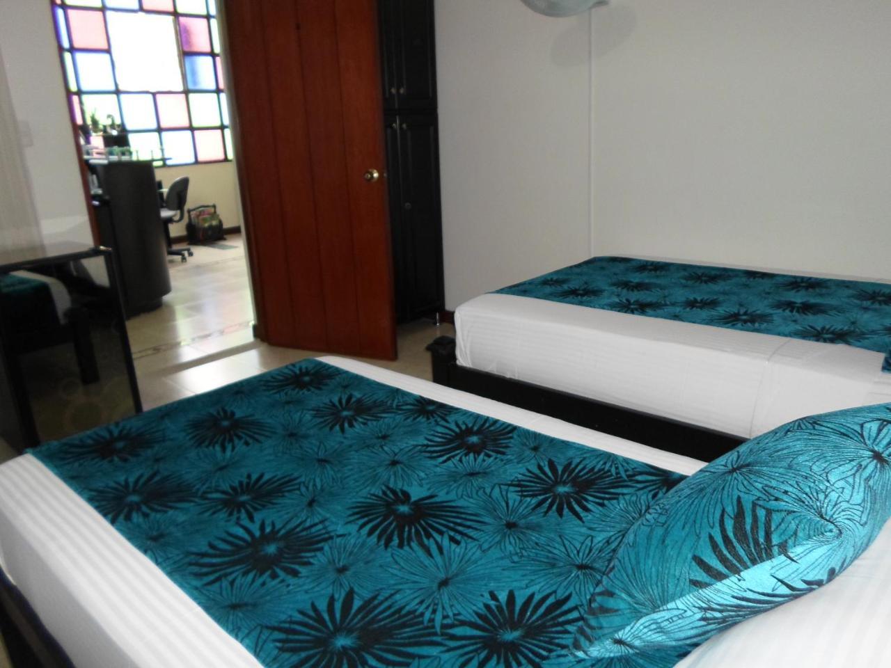 Hotel Colonial Pereira Exteriör bild