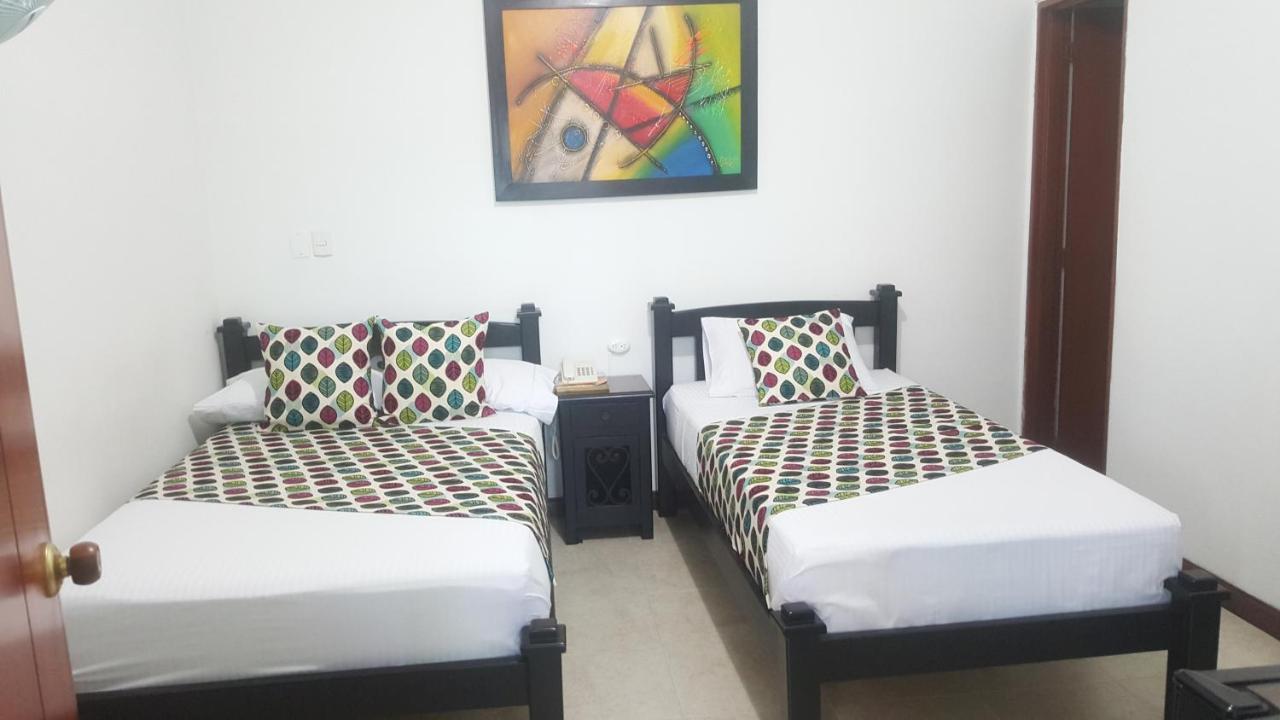 Hotel Colonial Pereira Exteriör bild